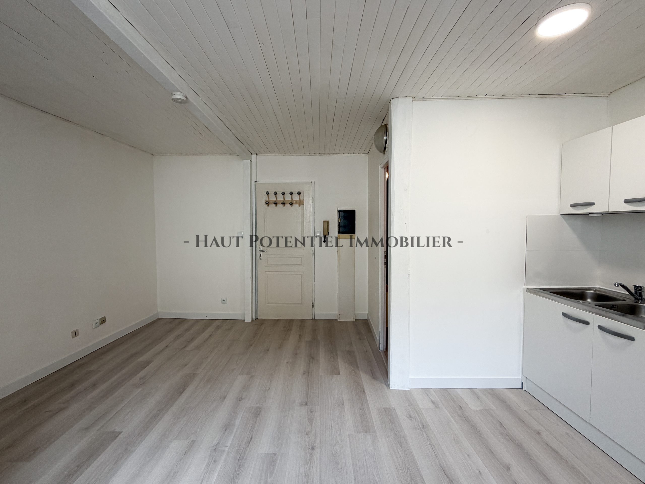 STUDIO 25m2 à SAINT NICOLAS DE PORT – Image 2
