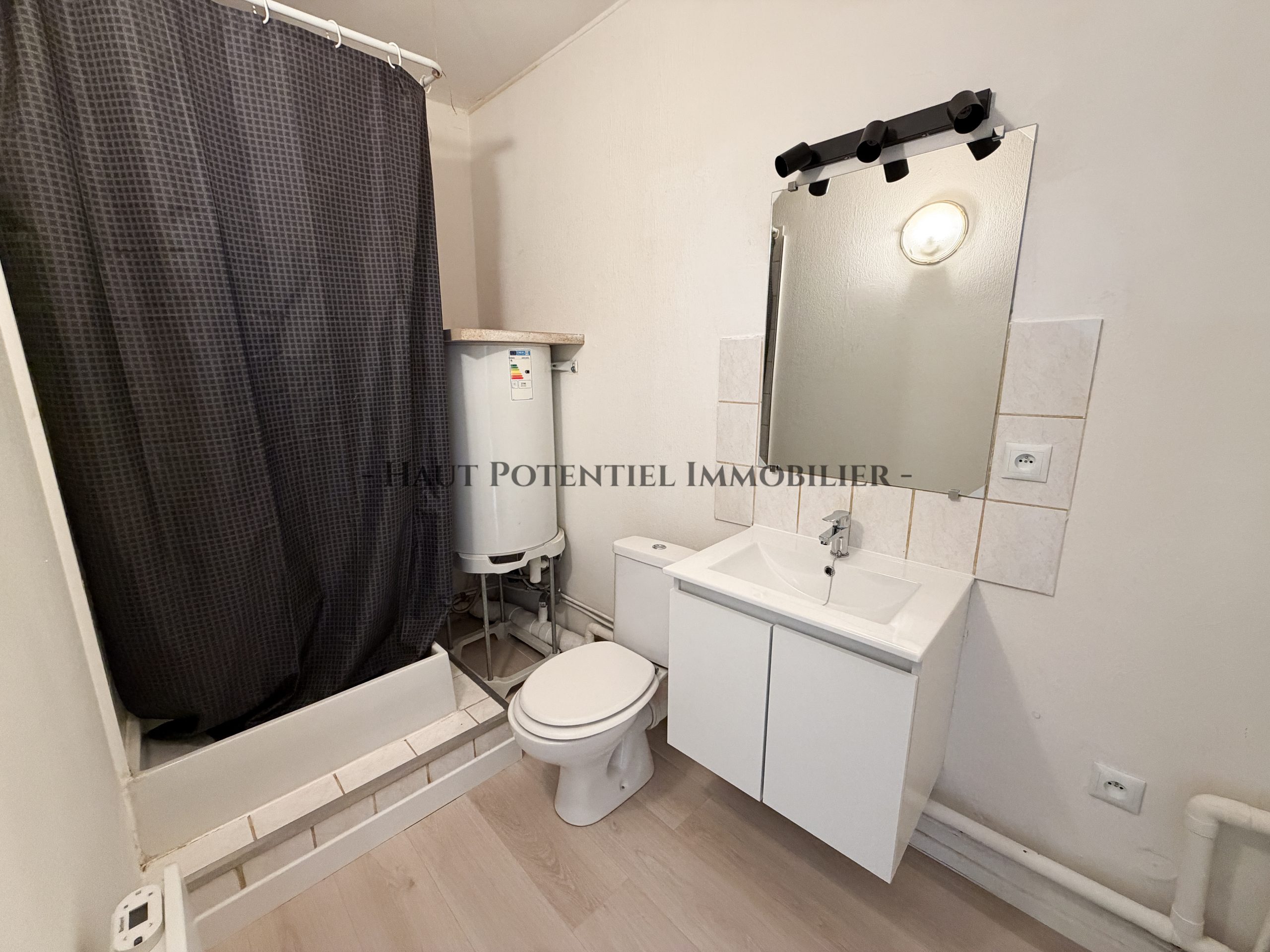STUDIO 25m2 à SAINT NICOLAS DE PORT – Image 3