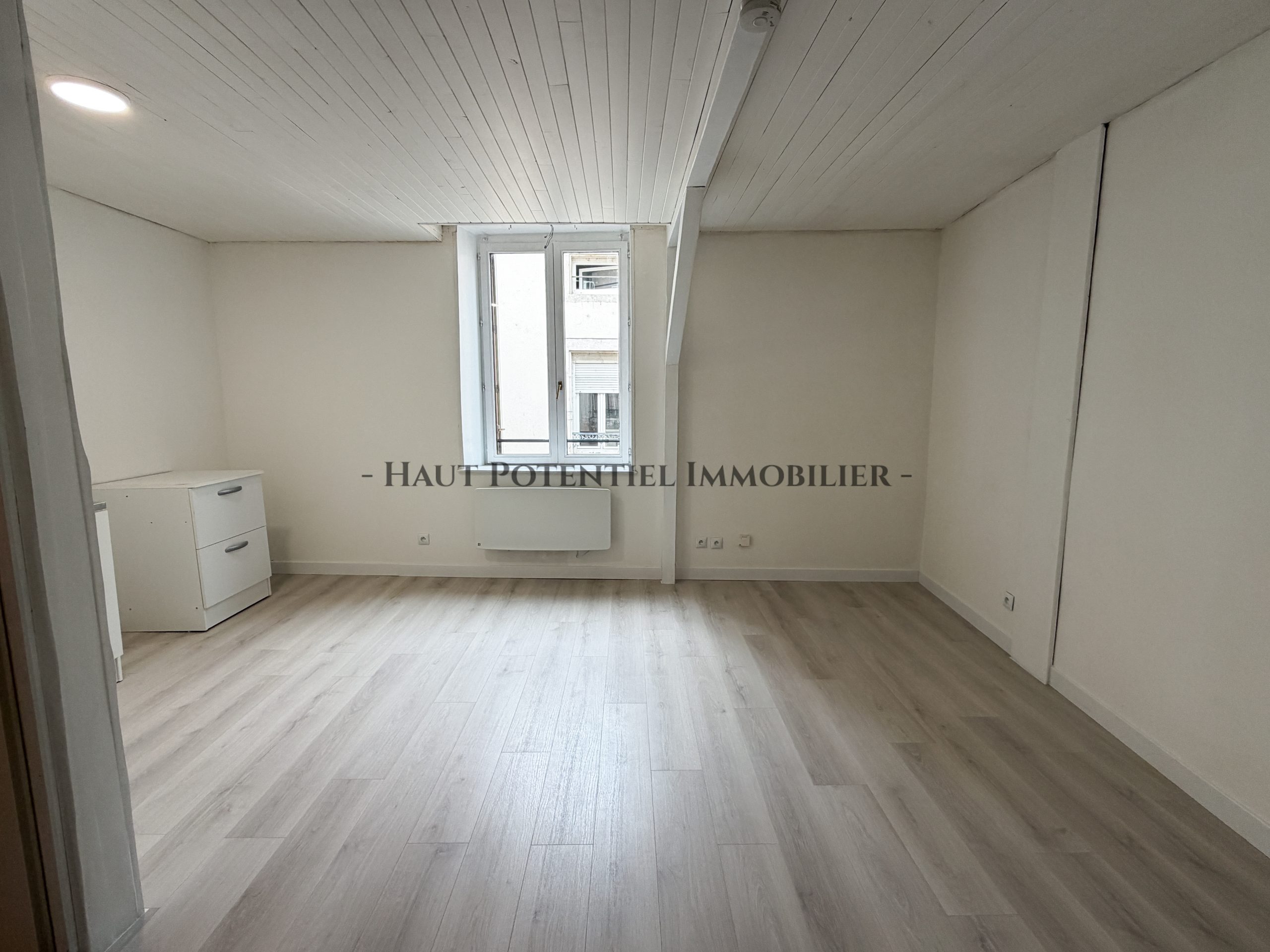 STUDIO 25m2 à SAINT NICOLAS DE PORT – Image 4