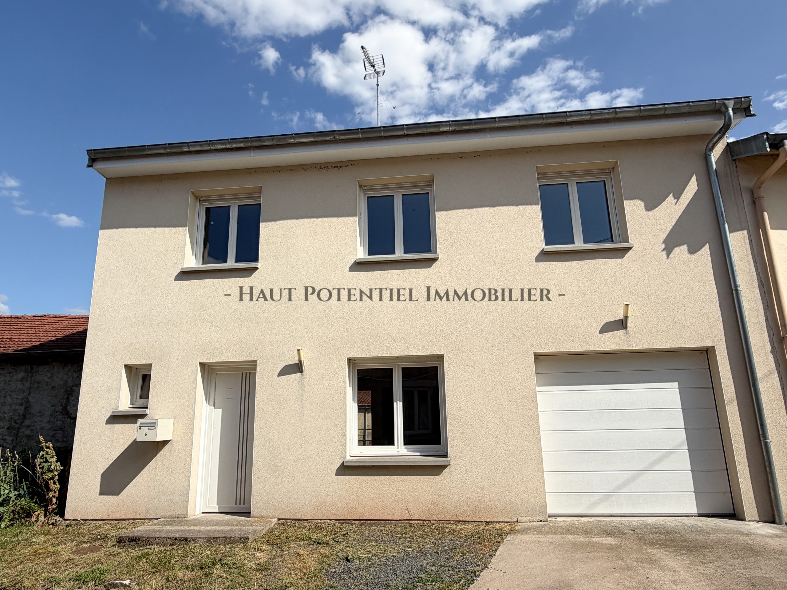 MAISON de 110m2 à DEUXVILLE